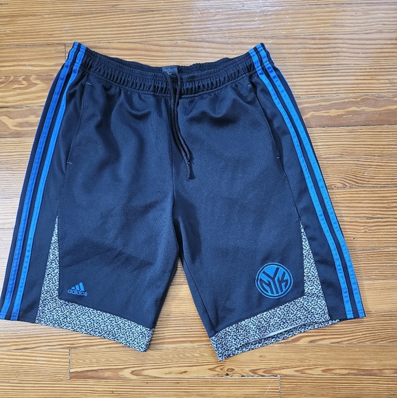 New York Knicks Adidas Shorts - Picture 1 of 1